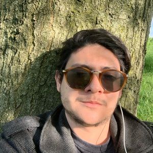 Meet your Posher, Juan camilo